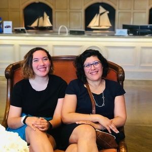 Meet your Posher, Amelia